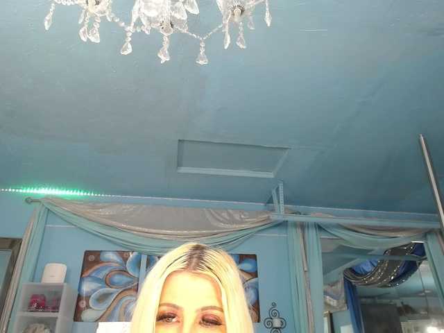 adrianna_fox