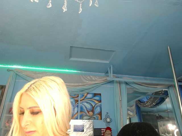 adrianna_fox live sex show
