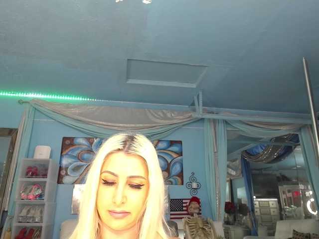 adrianna_fox