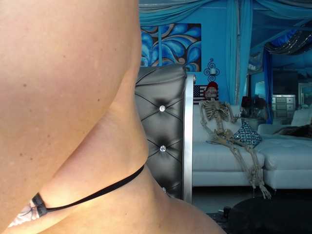 adrianna_fox live cam preview