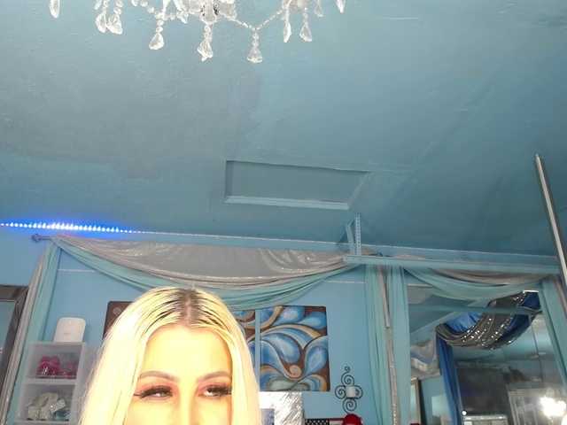 adrianna_fox