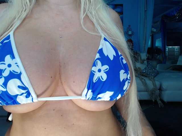 adrianna_fox