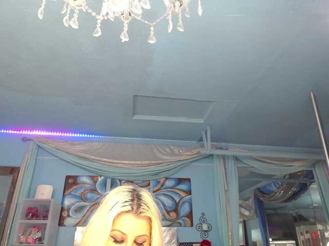 adrianna_fox