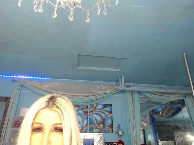adrianna_fox