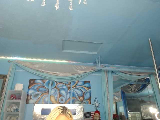 adrianna_fox live cam