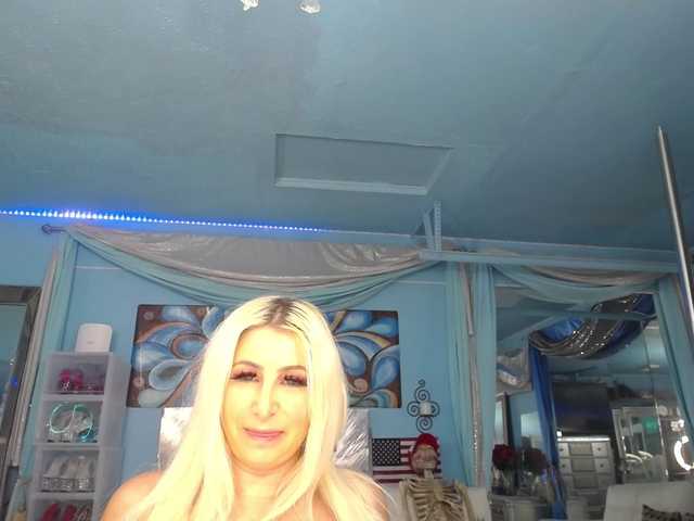 adrianna_fox