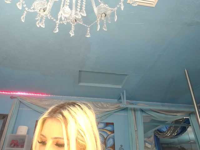 adrianna_fox