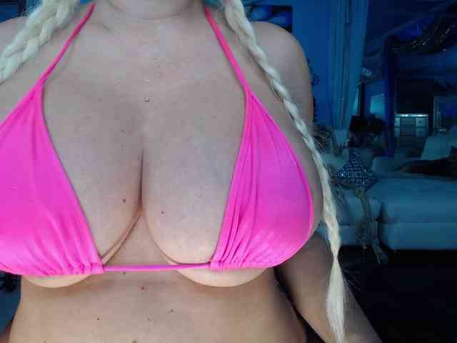 adrianna_fox webcam