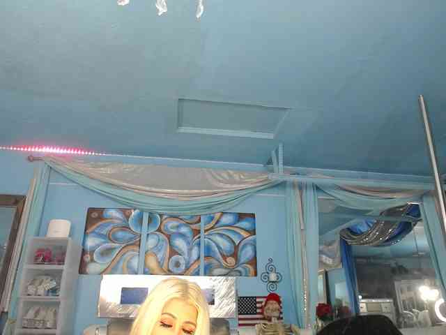 adrianna_fox adrianna_fox