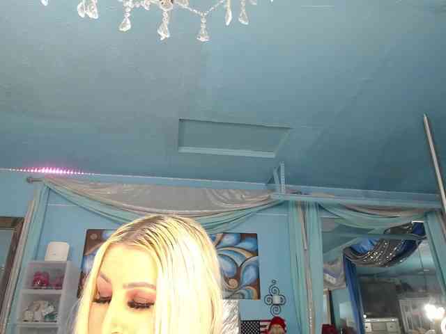 adrianna_fox webcam
