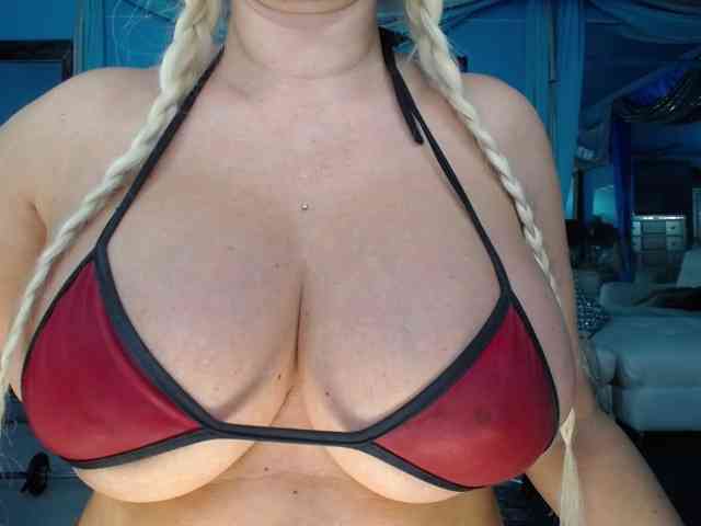 adrianna_fox