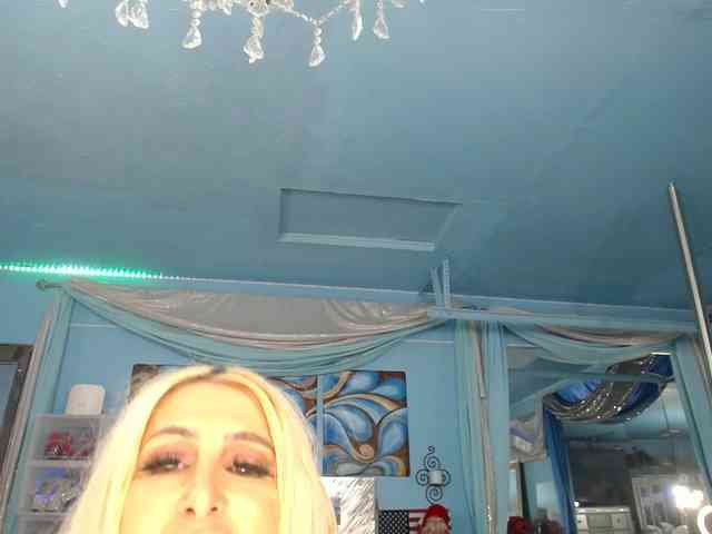 adrianna_fox webcam
