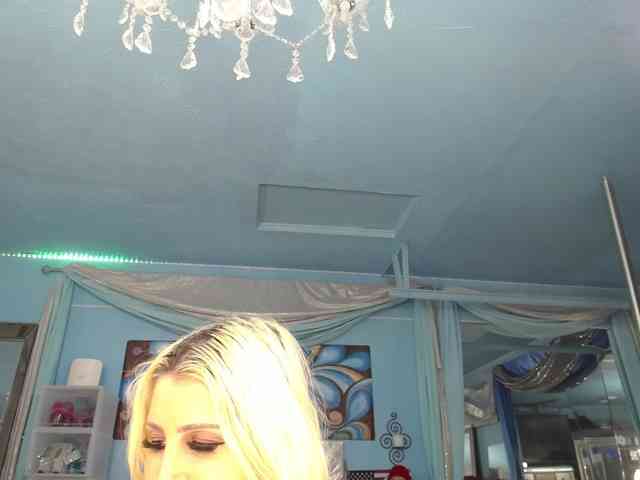 adrianna_fox