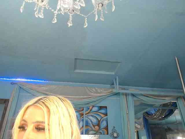 adrianna_fox webcam