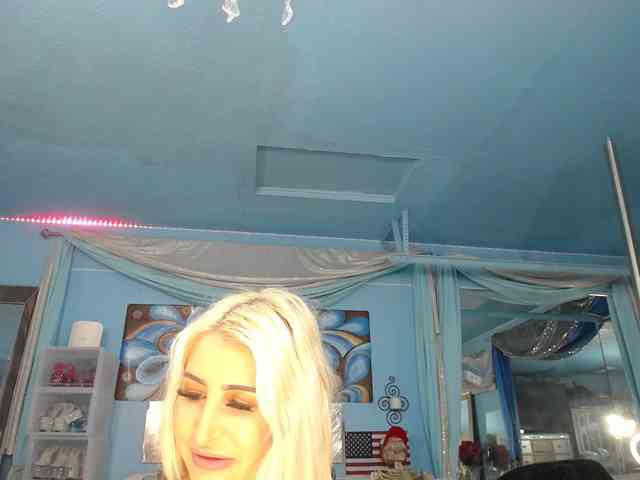 adrianna_fox
