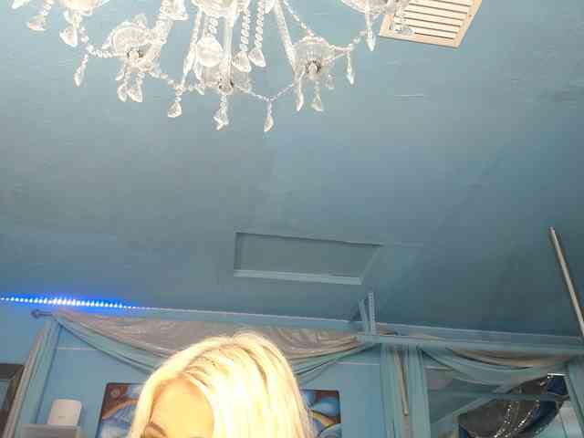 adrianna_fox