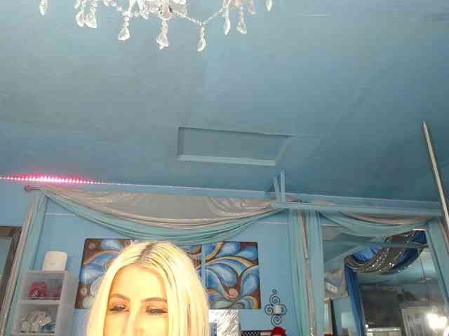 adrianna_fox