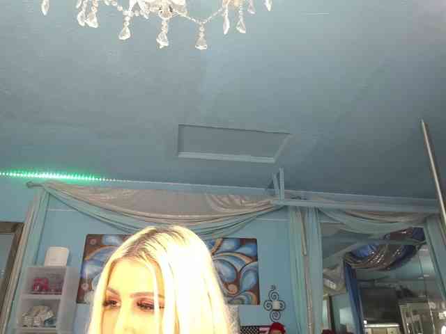 adrianna_fox webcam