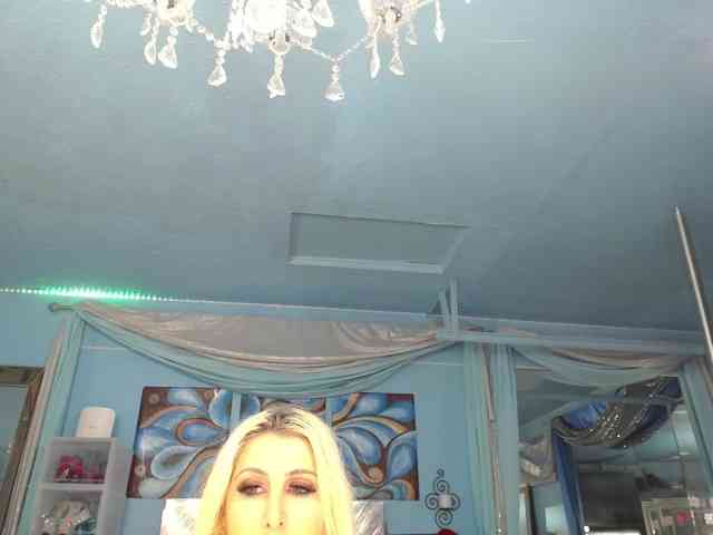 adrianna_fox