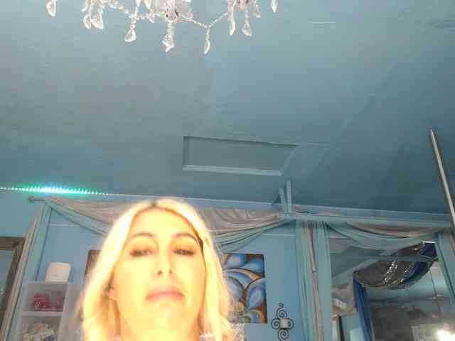 adrianna_fox webcam