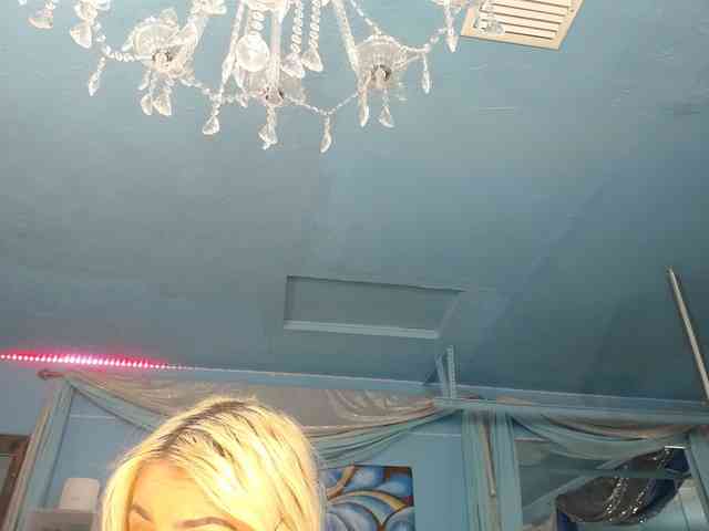 adrianna_fox webcam