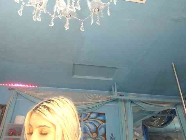 adrianna_fox webcam
