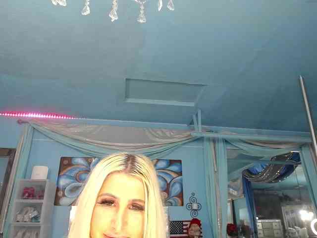 adrianna_fox webcam