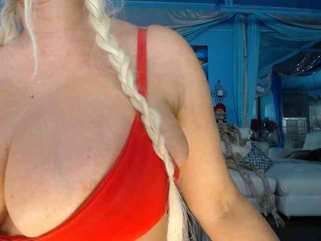 adrianna_fox webcam