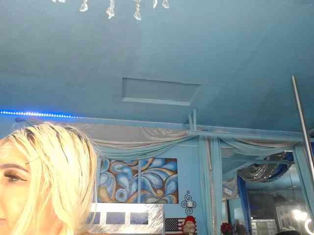 adrianna_fox webcam