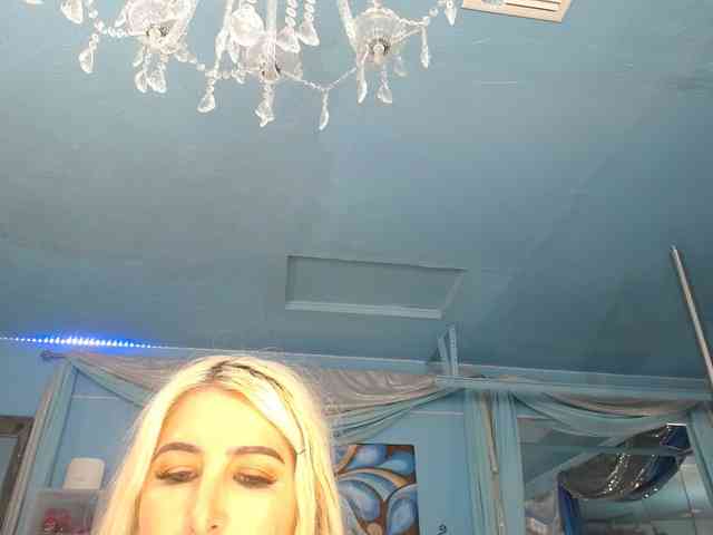 adrianna_fox webcam