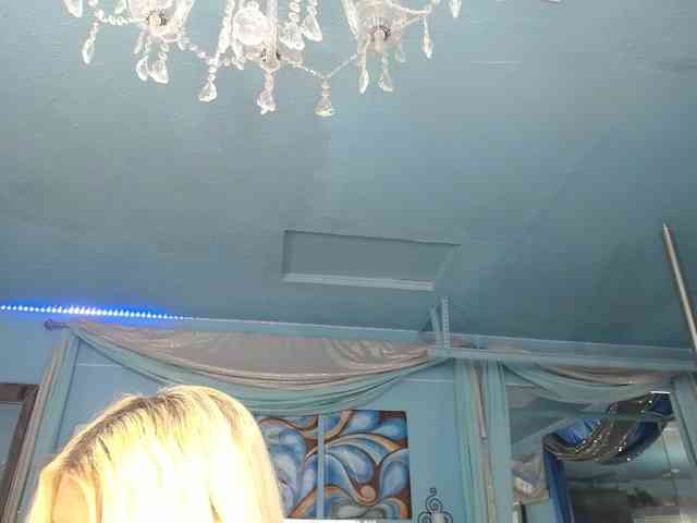 adrianna_fox webcam