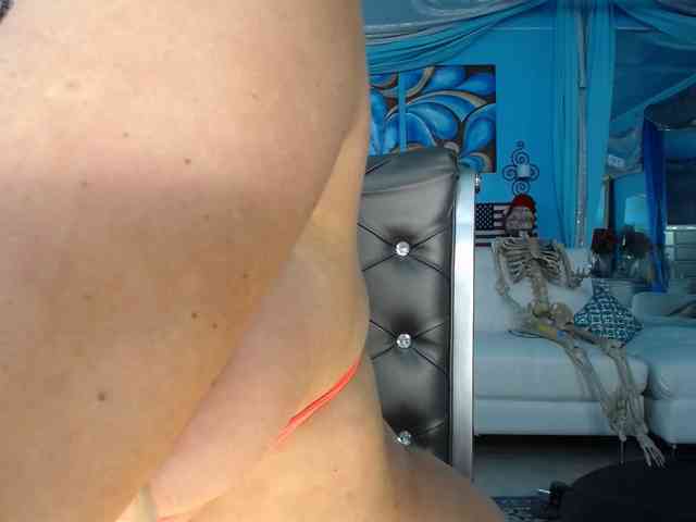 adrianna_fox webcam