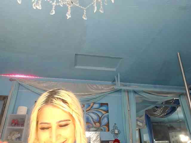 adrianna_fox webcam