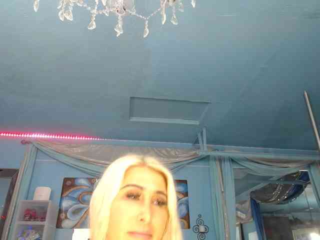 adrianna_fox webcam