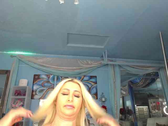 adrianna_fox webcam