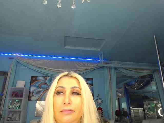 adrianna_fox webcam
