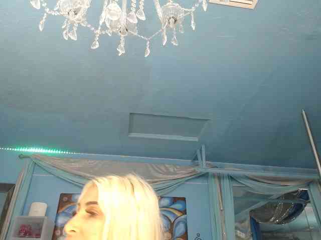 adrianna_fox webcam