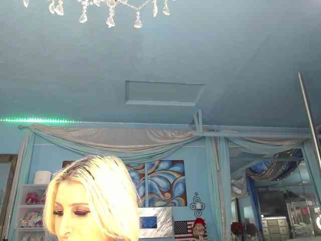 adrianna_fox