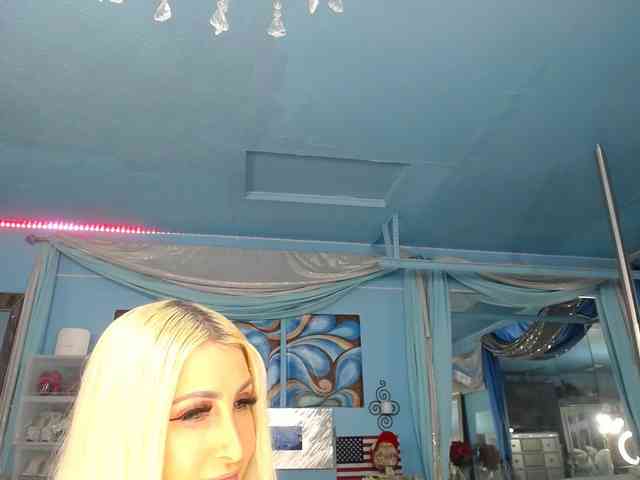 adrianna_fox webcam