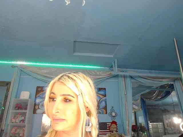 adrianna_fox webcam