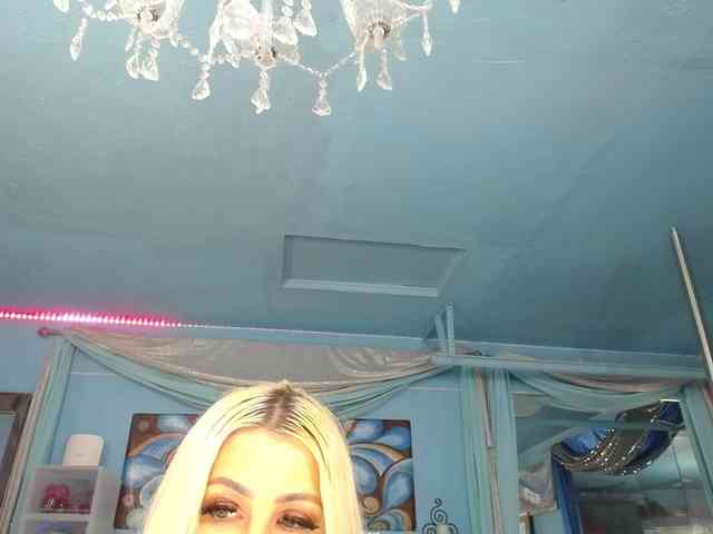 adrianna_fox webcam
