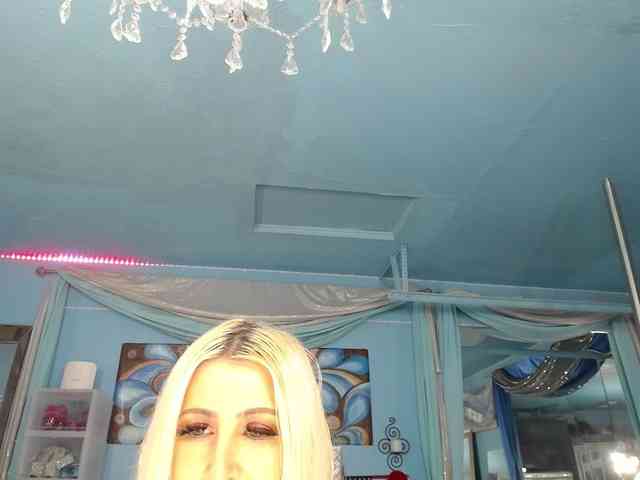 adrianna_fox webcam