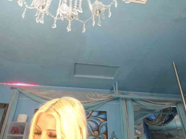 adrianna_fox webcam