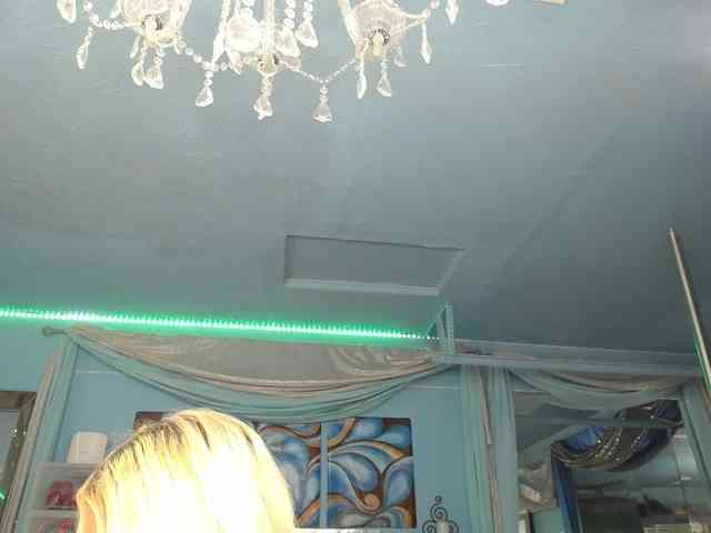 adrianna_fox webcam