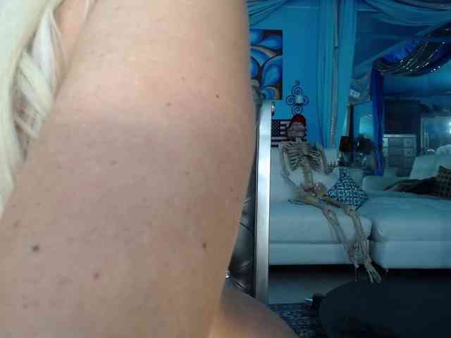 adrianna_fox webcam