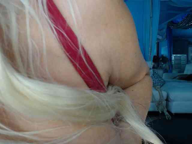 adrianna_fox webcam