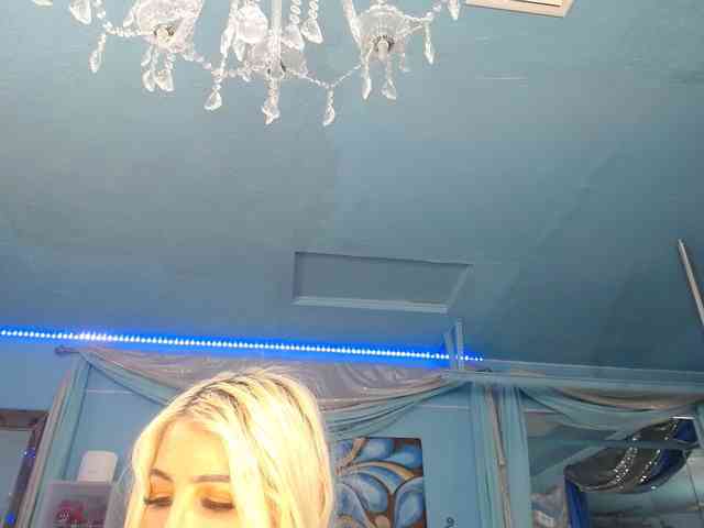 adrianna_fox webcam