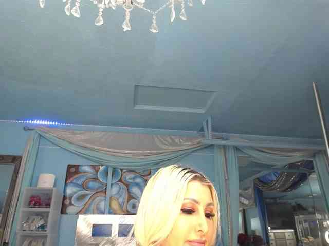 adrianna_fox