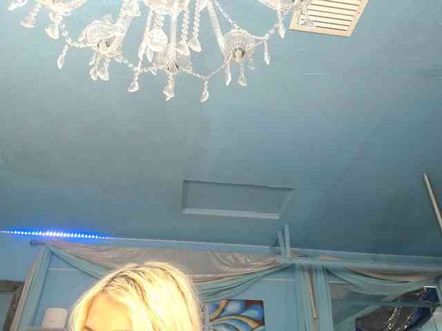 adrianna_fox webcam
