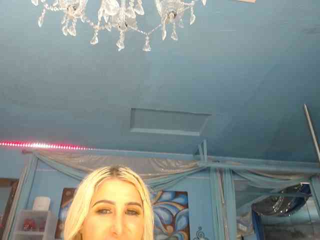 adrianna_fox webcam